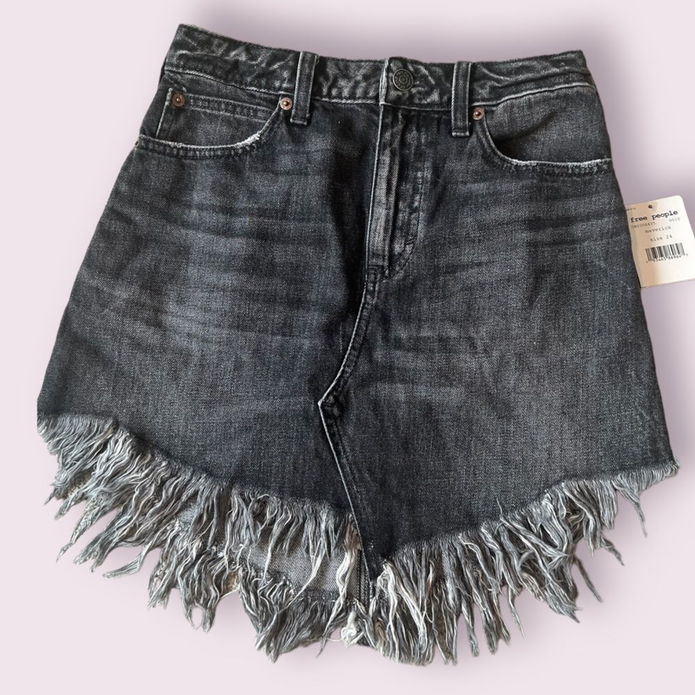 Free People NWT Hi-Low Bailey Denim Mini Skirt Fringe Distressed Look Gray sz 24